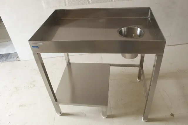 SS Sink Unit & Wash Bashing