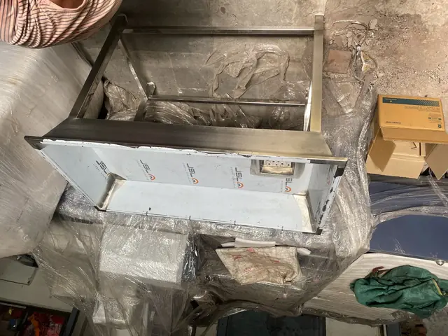 SS Sink Unit & Wash Bashing